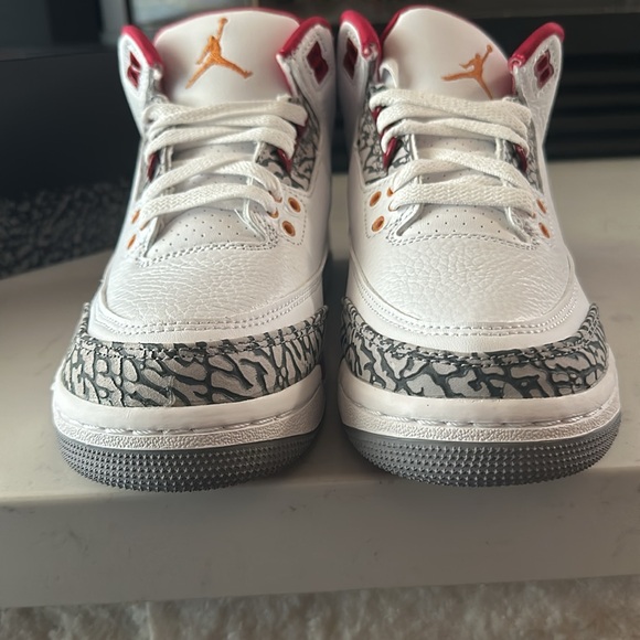 NEW Jordan 3 Retro Cardinal (GS) size 6.5 Y equivalent to 8 women’s - Picture 13 of 17